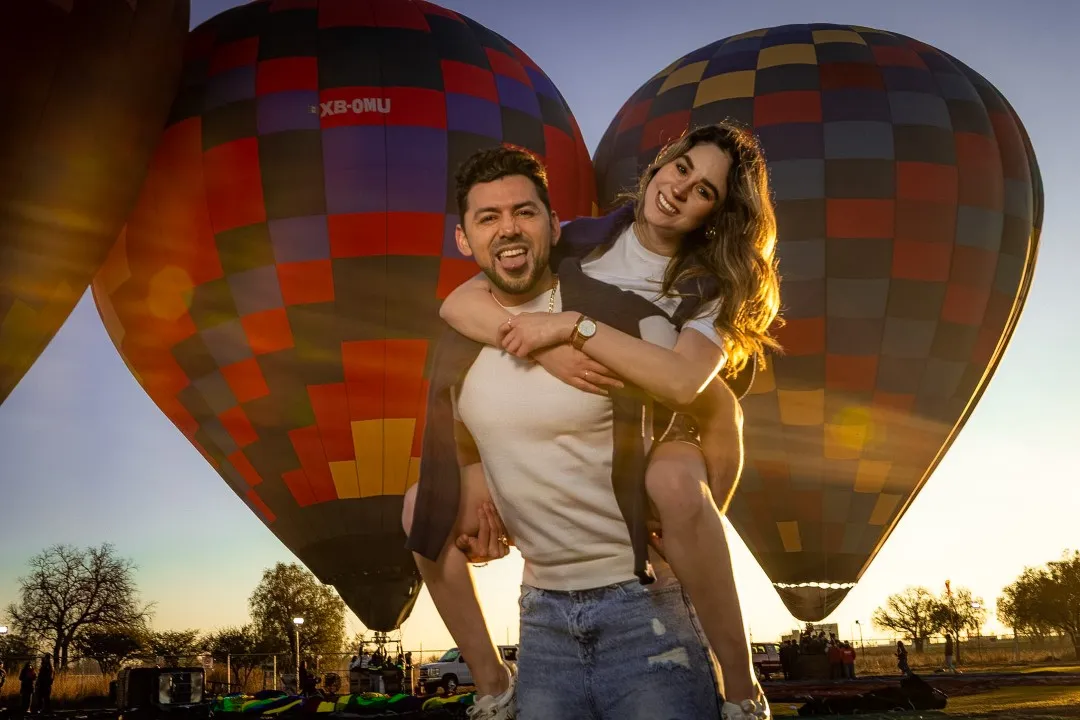 Disfruta mágicos vuelos en globo Teotihuacán rodeado de impresionantes vistas naturales y ambiente emocionante. Disfruta mágicos vuelos en globo Teotihuacán rodeado de impresionantes vistas naturales y ambiente emocionante.